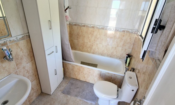 Sale - Villa - Villamartín - Costa Blanca