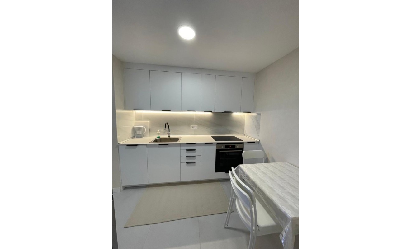 Wederverkoop - Apartment / flat - Villajoyosa - Cala de Villajoyosa