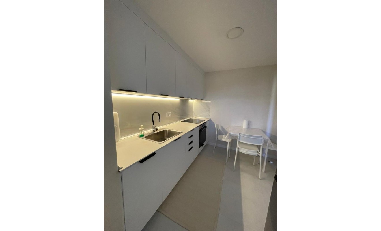 Wederverkoop - Apartment / flat - Villajoyosa - Cala de Villajoyosa
