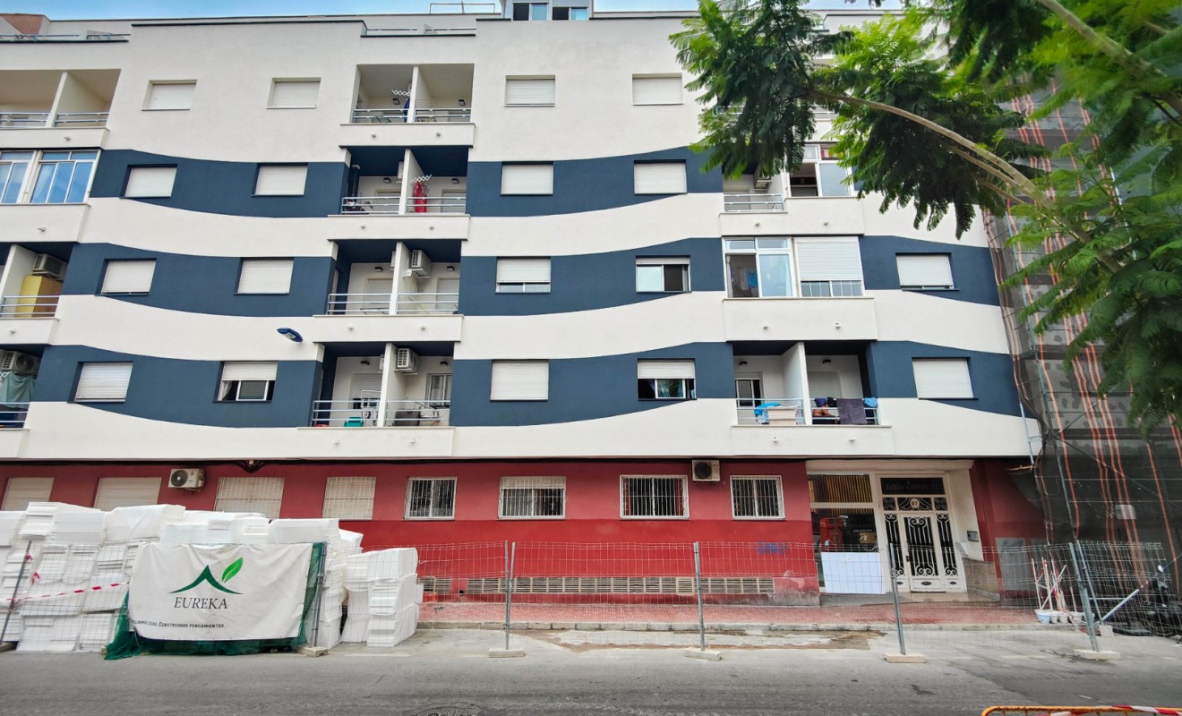 Sale - Commercial Property - Torrevieja - El Acequión - Los Náufragos