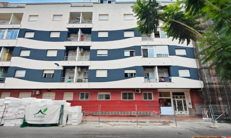 Sale - Commercial Property - Torrevieja - El Acequión - Los Náufragos