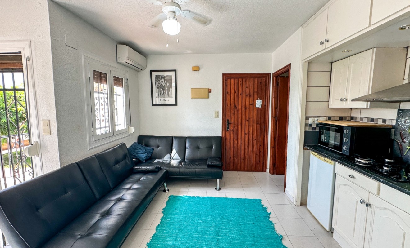 Wederverkoop - Bungalow - San Miguel de Salinas - Bellavista