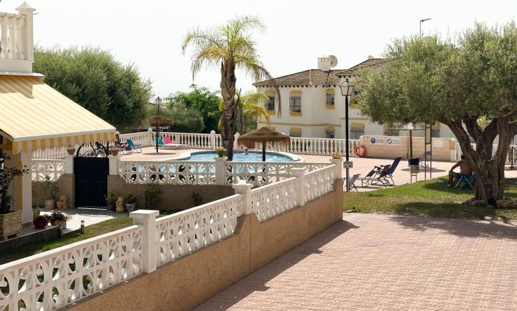 Wederverkoop - Bungalow - San Miguel de Salinas - Bellavista