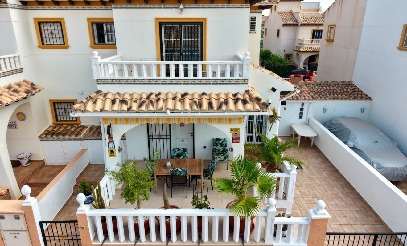 Wederverkoop - Semi Detached Villa - Lomas de Cabo Roig - Orihuela Costa