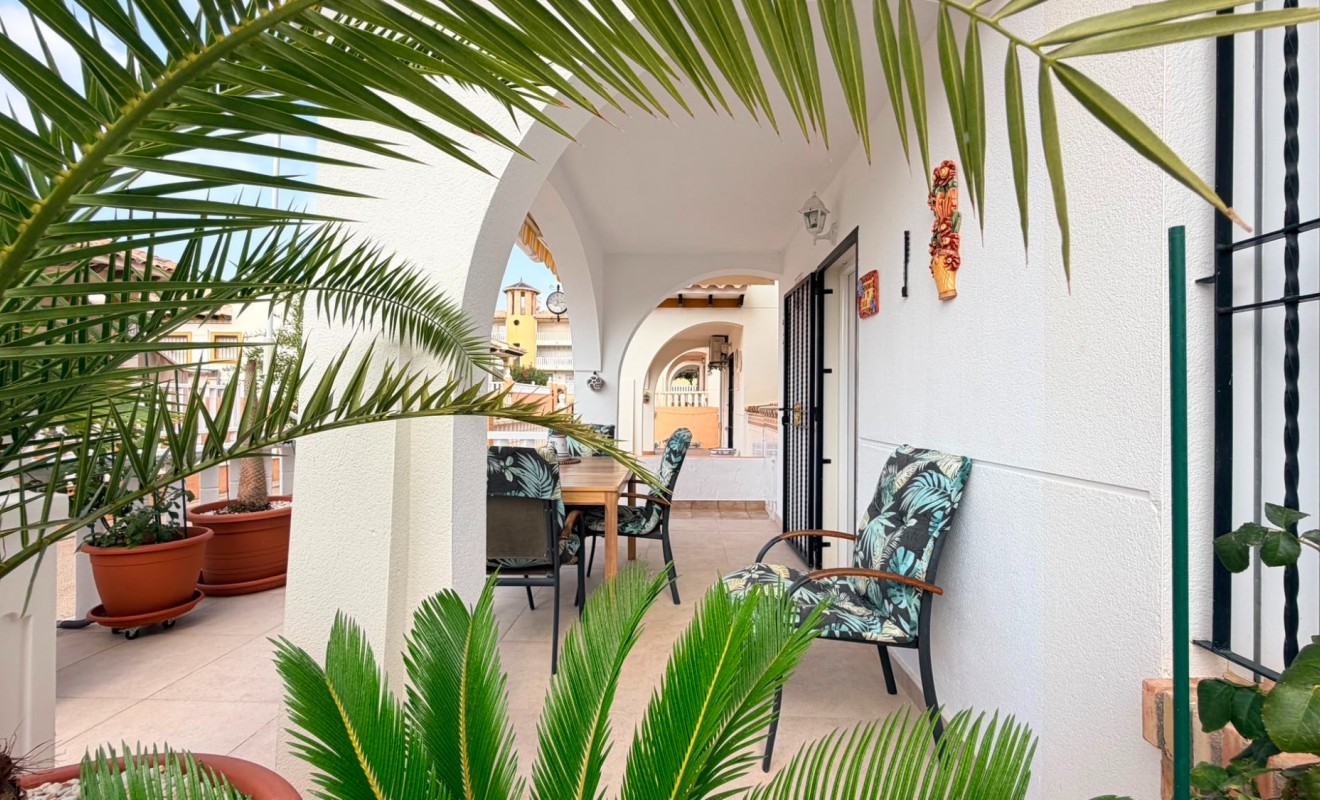 Wederverkoop - Semi Detached Villa - Lomas de Cabo Roig - Orihuela Costa