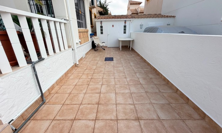 Wederverkoop - Semi Detached Villa - Lomas de Cabo Roig - Orihuela Costa