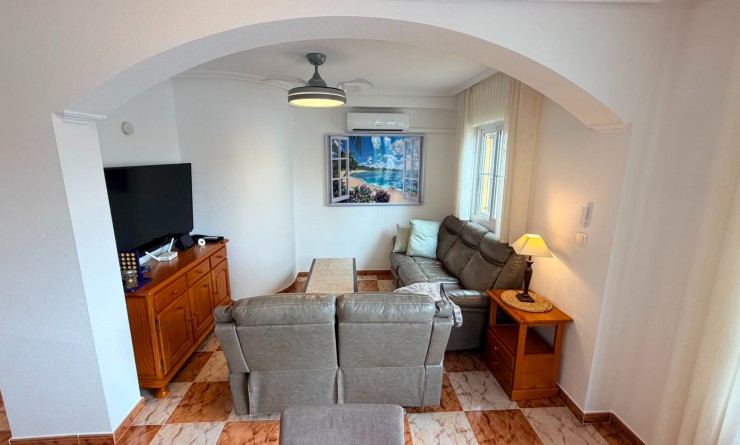 Wederverkoop - Semi Detached Villa - Lomas de Cabo Roig - Orihuela Costa