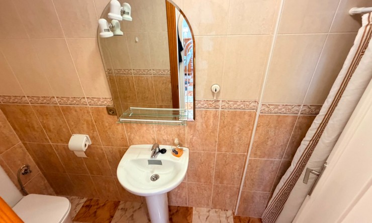 Wederverkoop - Semi Detached Villa - Lomas de Cabo Roig - Orihuela Costa
