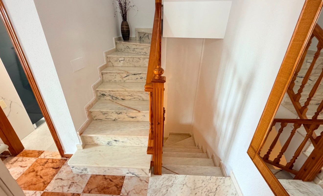 Wederverkoop - Semi Detached Villa - Lomas de Cabo Roig - Orihuela Costa