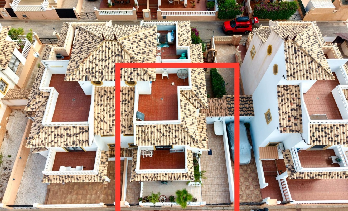 Wederverkoop - Semi Detached Villa - Lomas de Cabo Roig - Orihuela Costa