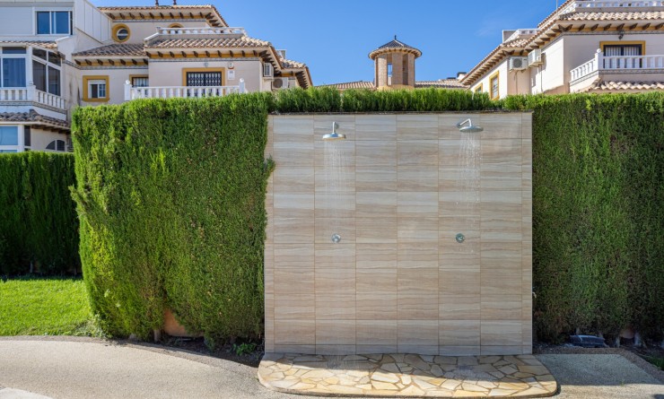 Wederverkoop - Semi Detached Villa - Lomas de Cabo Roig - Orihuela Costa