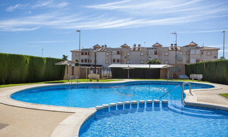 Wederverkoop - Semi Detached Villa - Lomas de Cabo Roig - Orihuela Costa