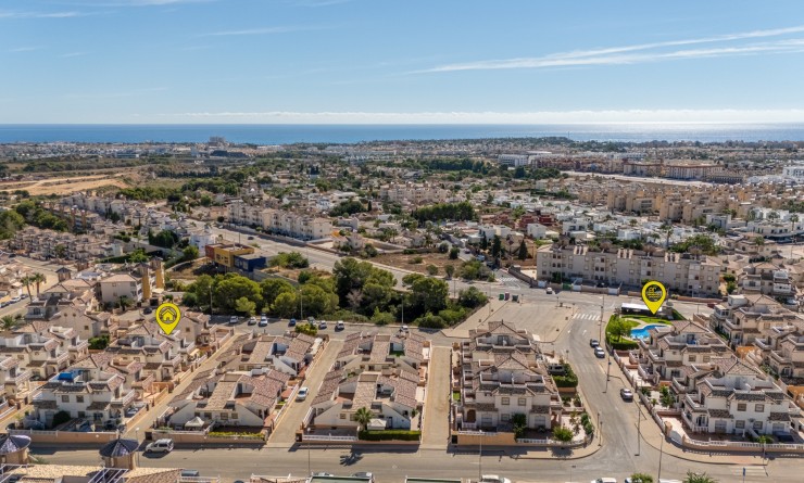 Wederverkoop - Semi Detached Villa - Lomas de Cabo Roig - Orihuela Costa