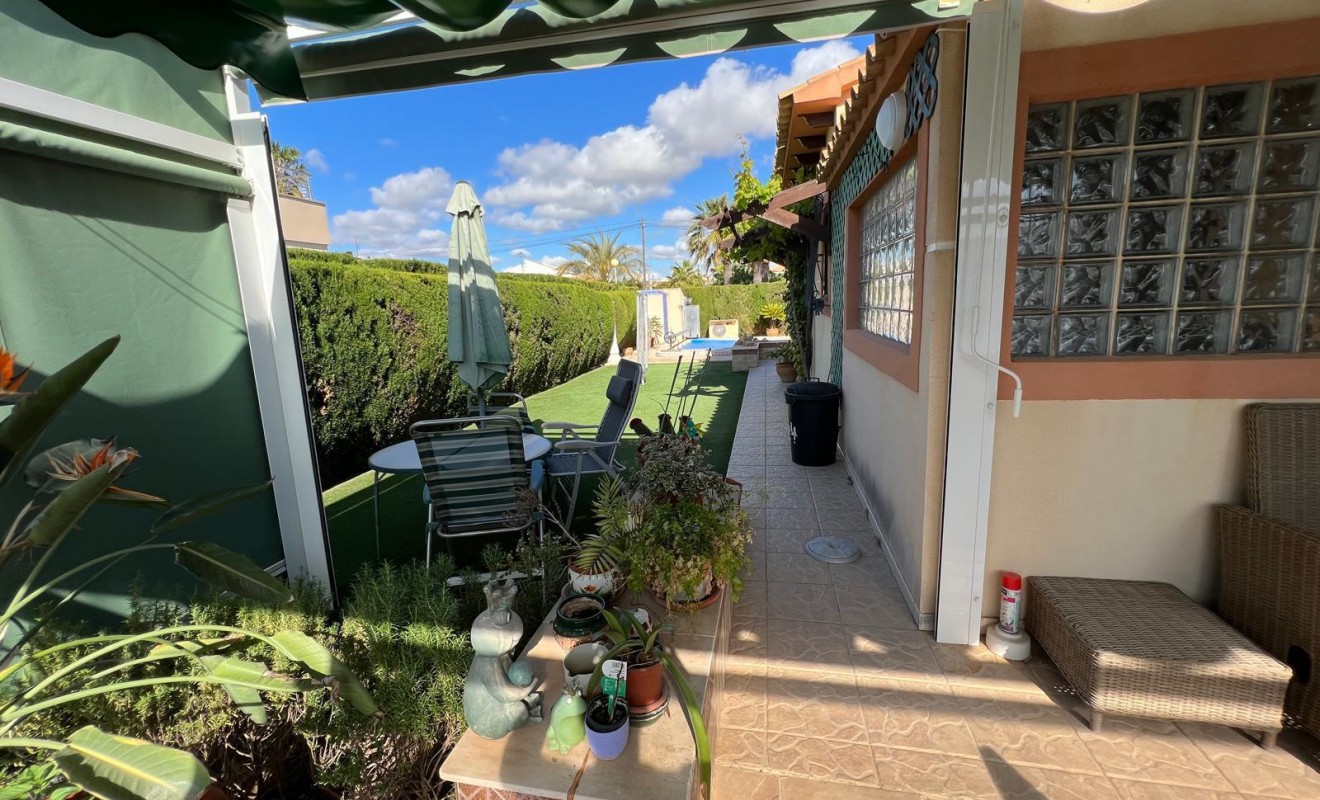 Wederverkoop - Villa - Orihuela - Cabo Roig
