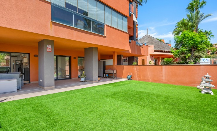 Wederverkoop - Apartments - Villamartin - Lomas del Golf