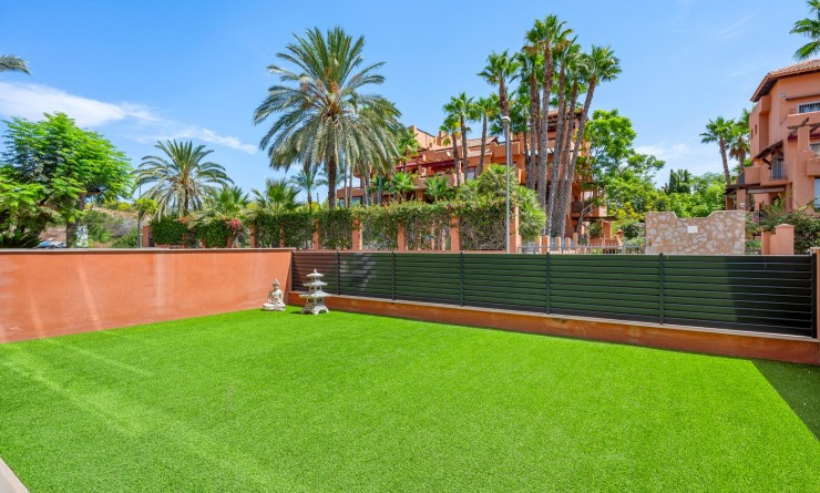 Wederverkoop - Apartments - Villamartin - Lomas del Golf