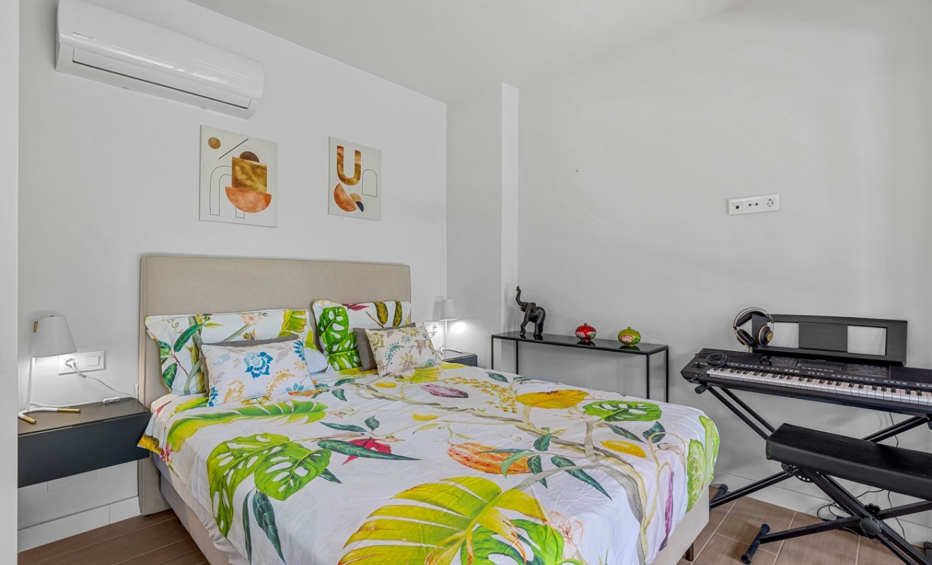 Wederverkoop - Apartments - Villamartin - Lomas del Golf