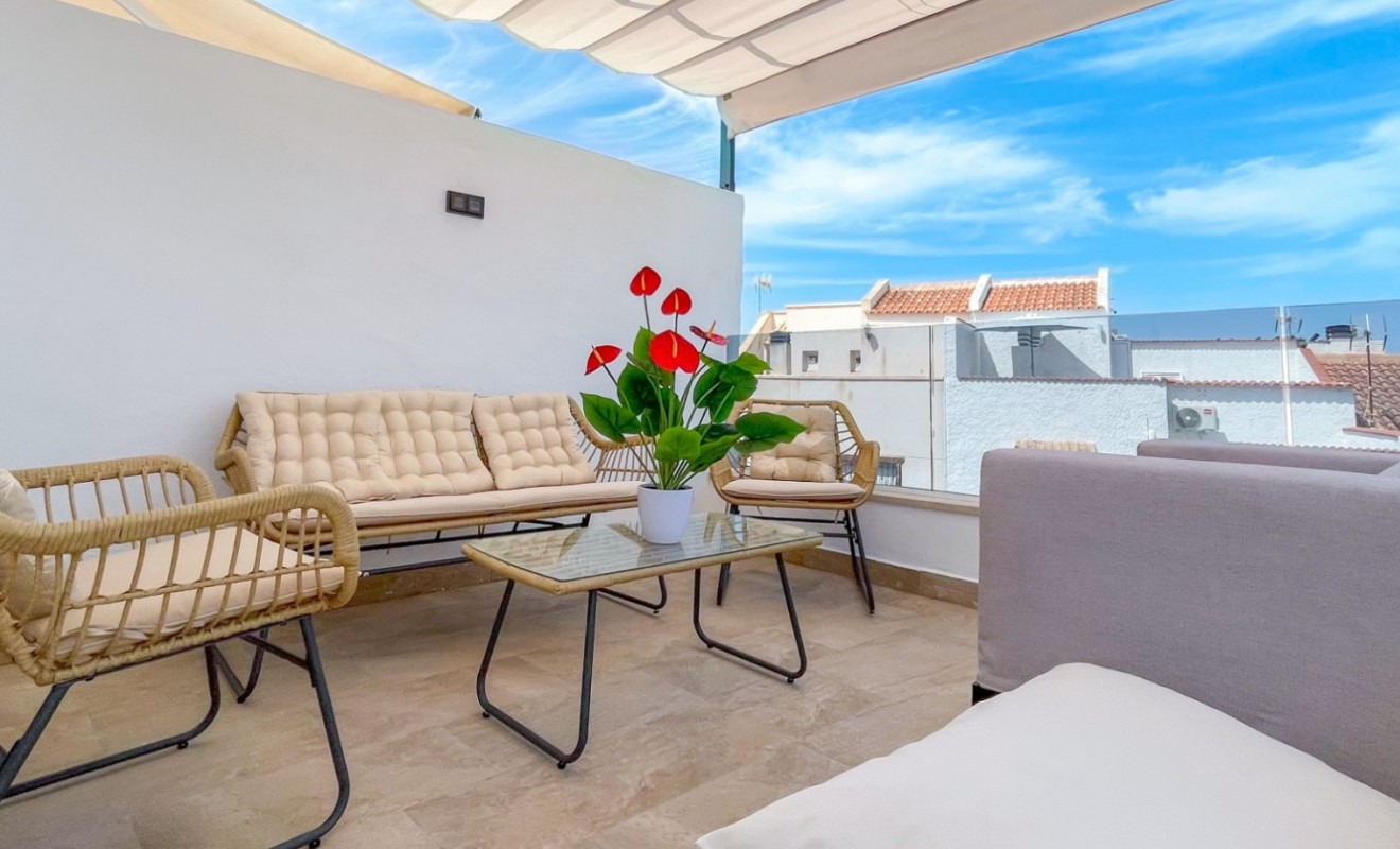 Wederverkoop - Herenhuis - Torrevieja - Nueva Torrevieja - Aguas Nuevas
