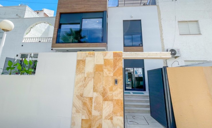 Wederverkoop - Herenhuis - Torrevieja - Nueva Torrevieja - Aguas Nuevas