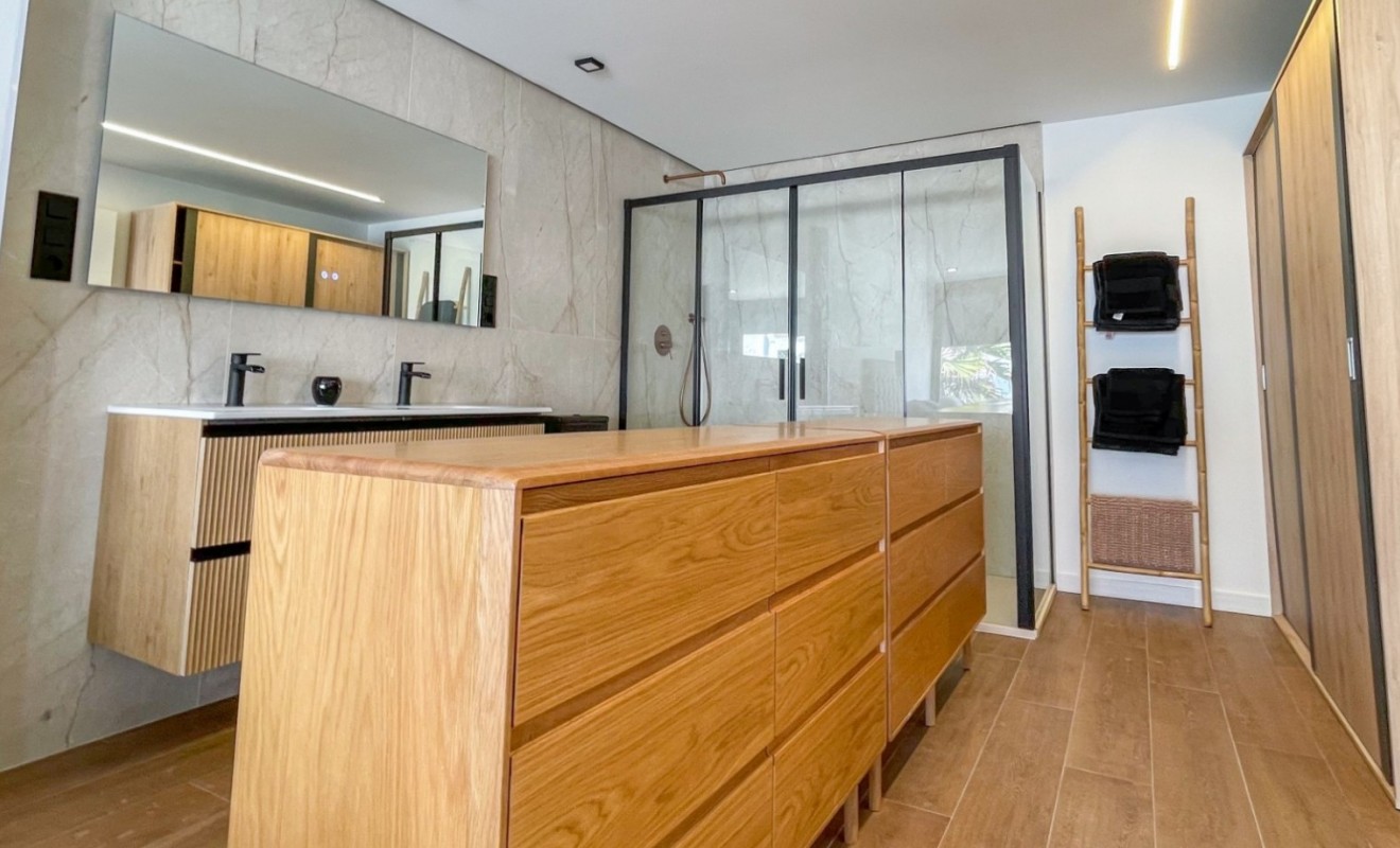 Wederverkoop - Herenhuis - Torrevieja - Nueva Torrevieja - Aguas Nuevas