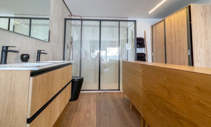 Wederverkoop - Herenhuis - Torrevieja - Nueva Torrevieja - Aguas Nuevas
