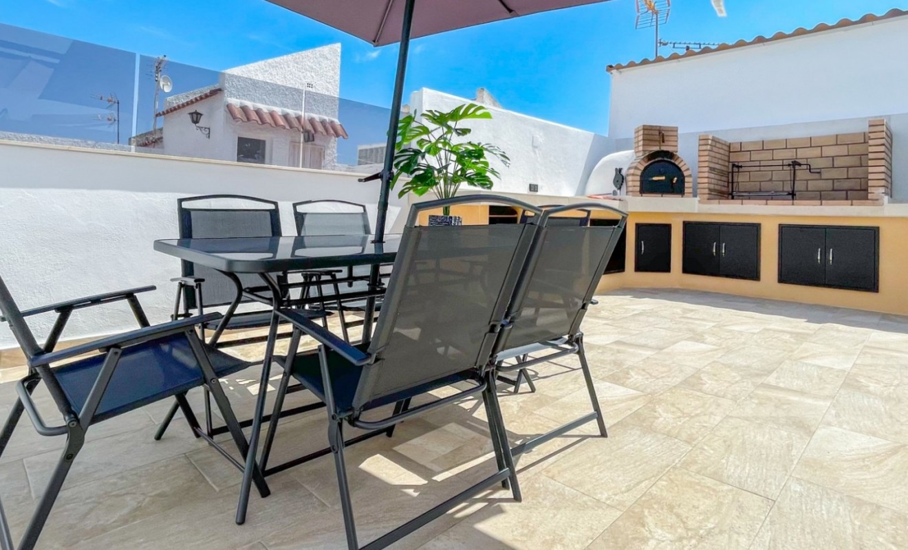 Wederverkoop - Herenhuis - Torrevieja - Nueva Torrevieja - Aguas Nuevas