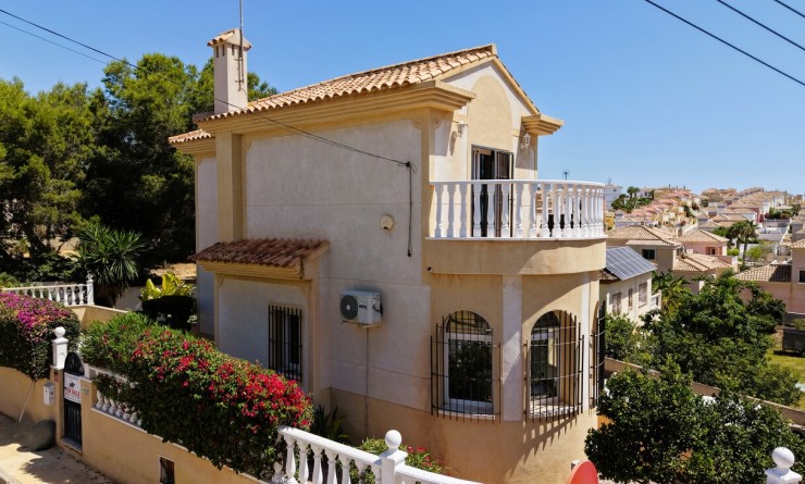 Sale - Villa - Villamartín - Costa Blanca