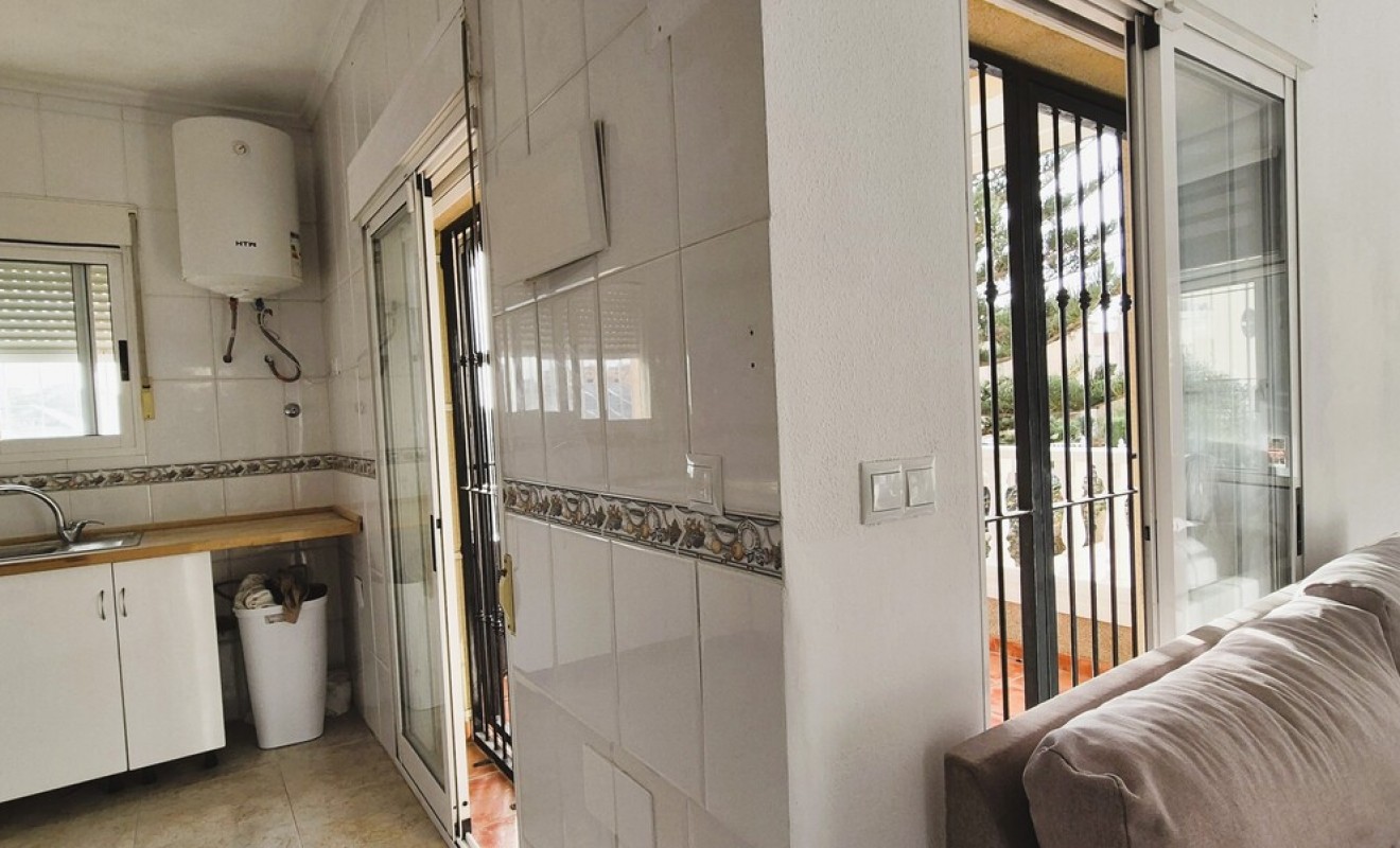 Sale - Villa - Villamartín - Costa Blanca