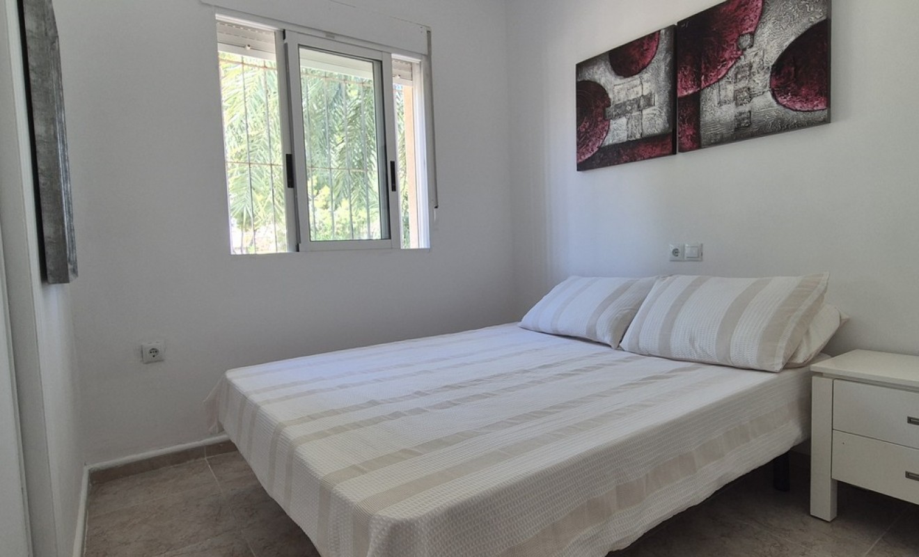 Sale - Villa - Villamartín - Costa Blanca
