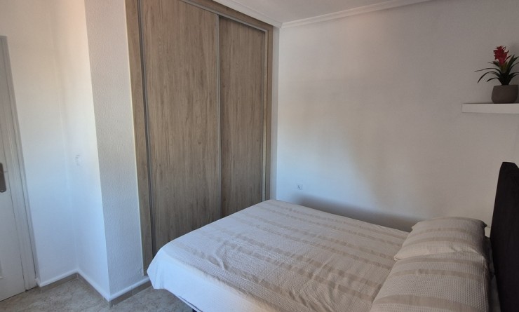 Sale - Villa - Villamartín - Costa Blanca