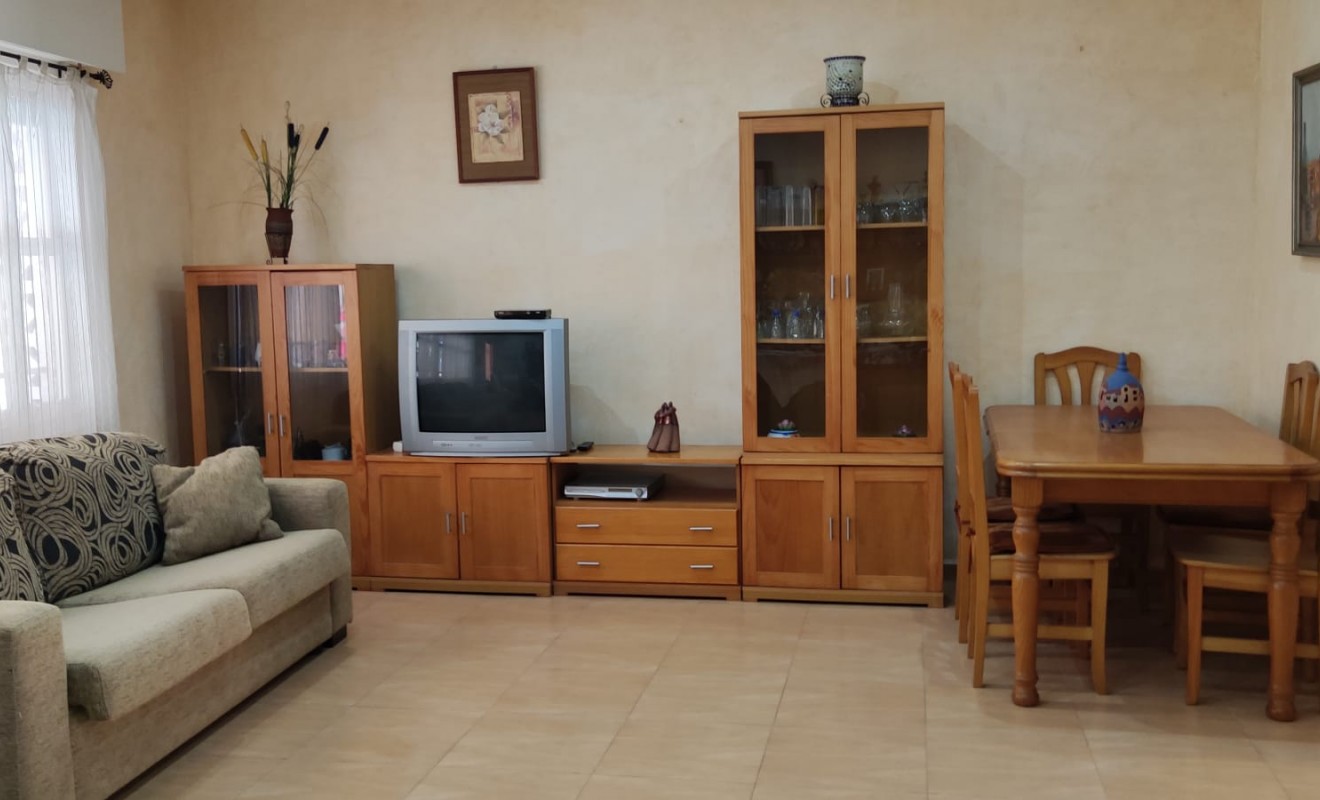 Sale - Villa - Torrevieja - Playa de los Locos