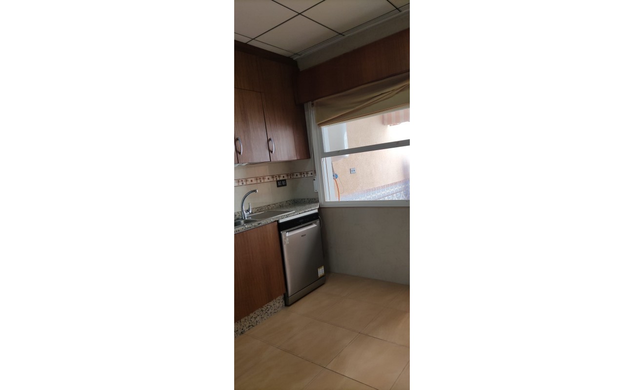 Sale - Villa - Torrevieja - Playa de los Locos