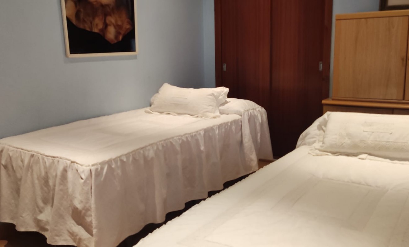 Sale - Villa - Torrevieja - Playa de los Locos