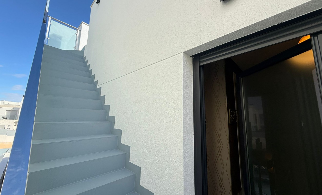 Sale - Villa - Orihuela - Lomas de Cabo Roig