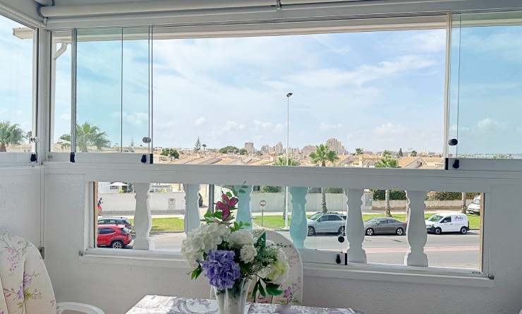 Wederverkoop - Bungalow - Torrevieja - Aguas Nuevas