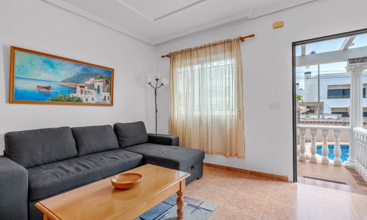 Sale - Villa - Orihuela Costa - El Galan