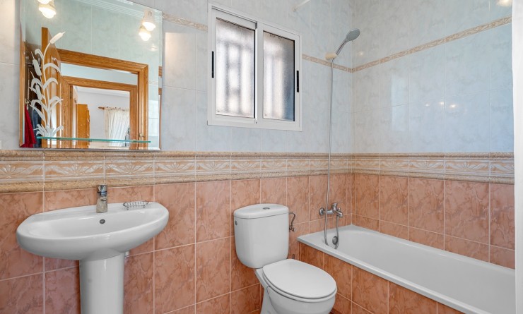 Sale - Villa - Orihuela Costa - El Galan
