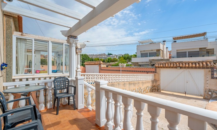 Sale - Villa - Orihuela Costa - El Galan