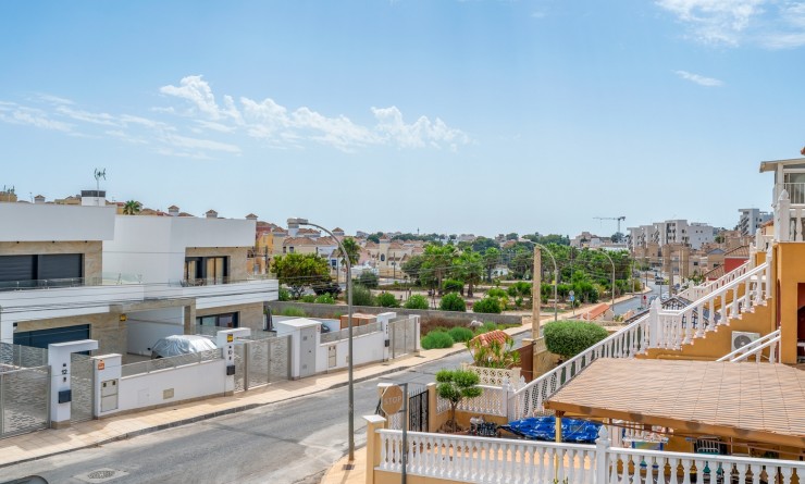 Sale - Villa - Orihuela Costa - El Galan