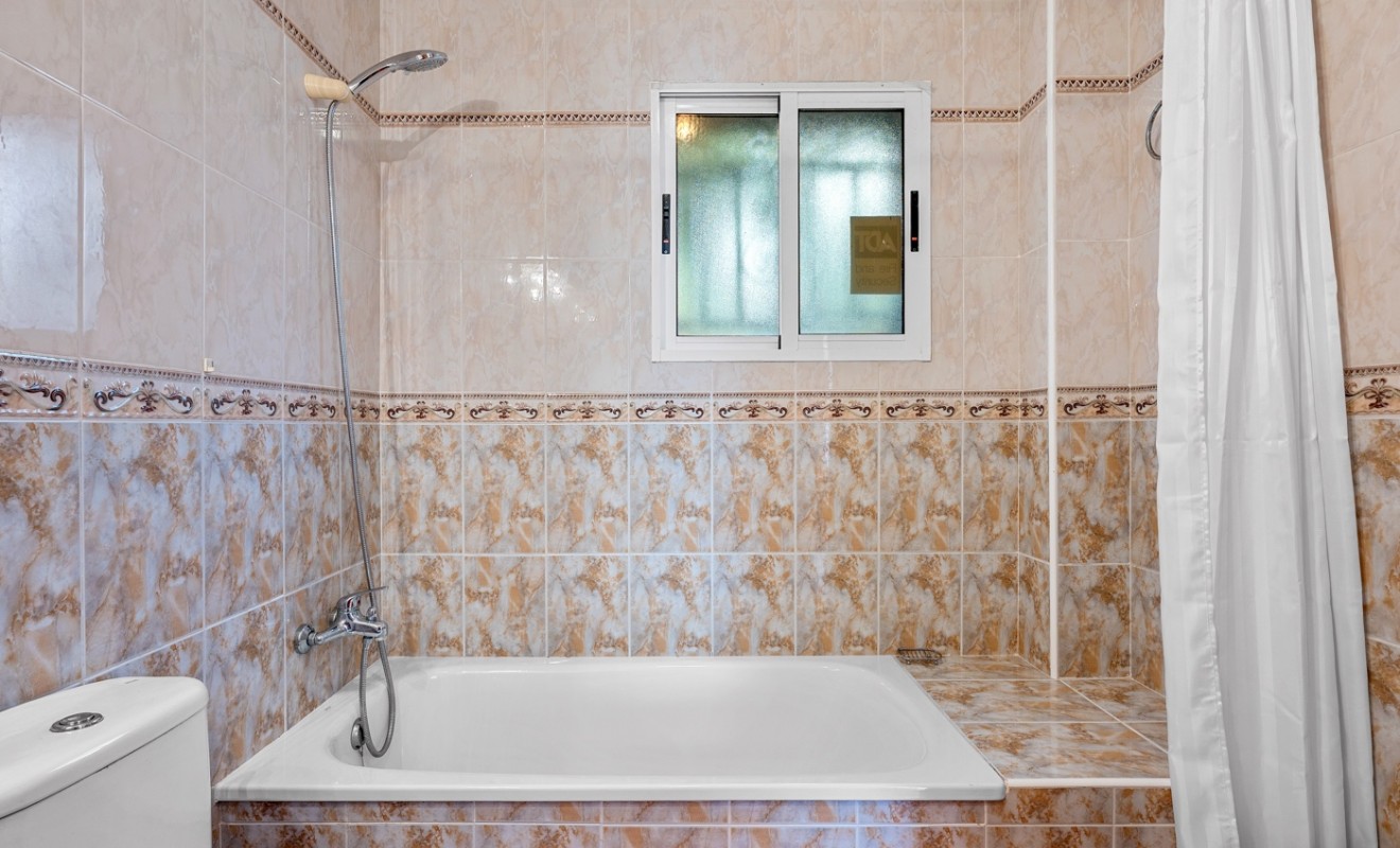 Sale - Villa - Orihuela Costa - El Galan