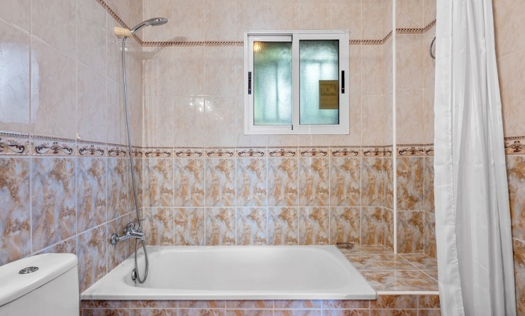 Sale - Villa - Orihuela Costa - El Galan