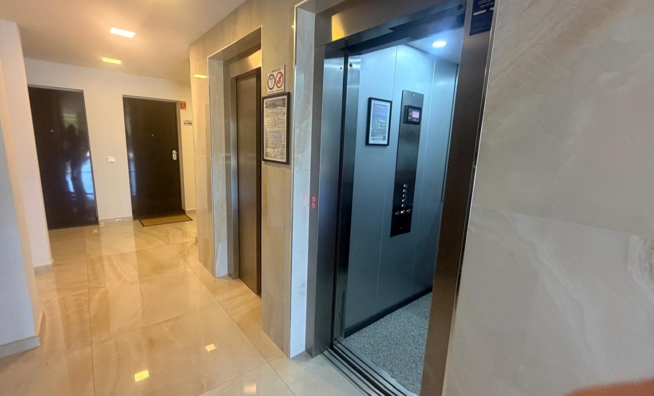 Revente - Apartment / flat - Los Altos - Torrevieja