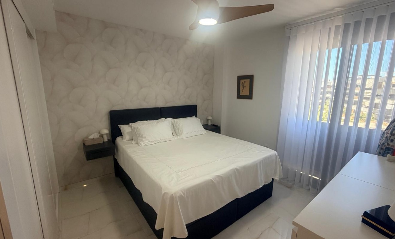 Revente - Apartment / flat - Los Altos - Torrevieja