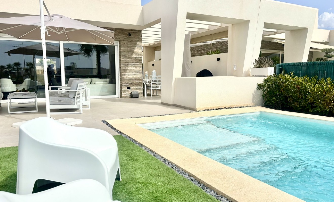 Sale - Villa - Algorfa