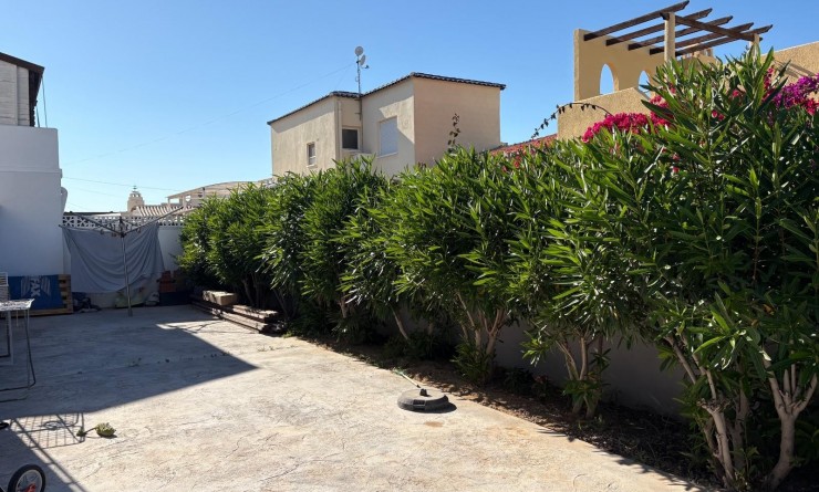 Wederverkoop - Villa - Torrevieja - La Siesta - El Salado -  Torreta