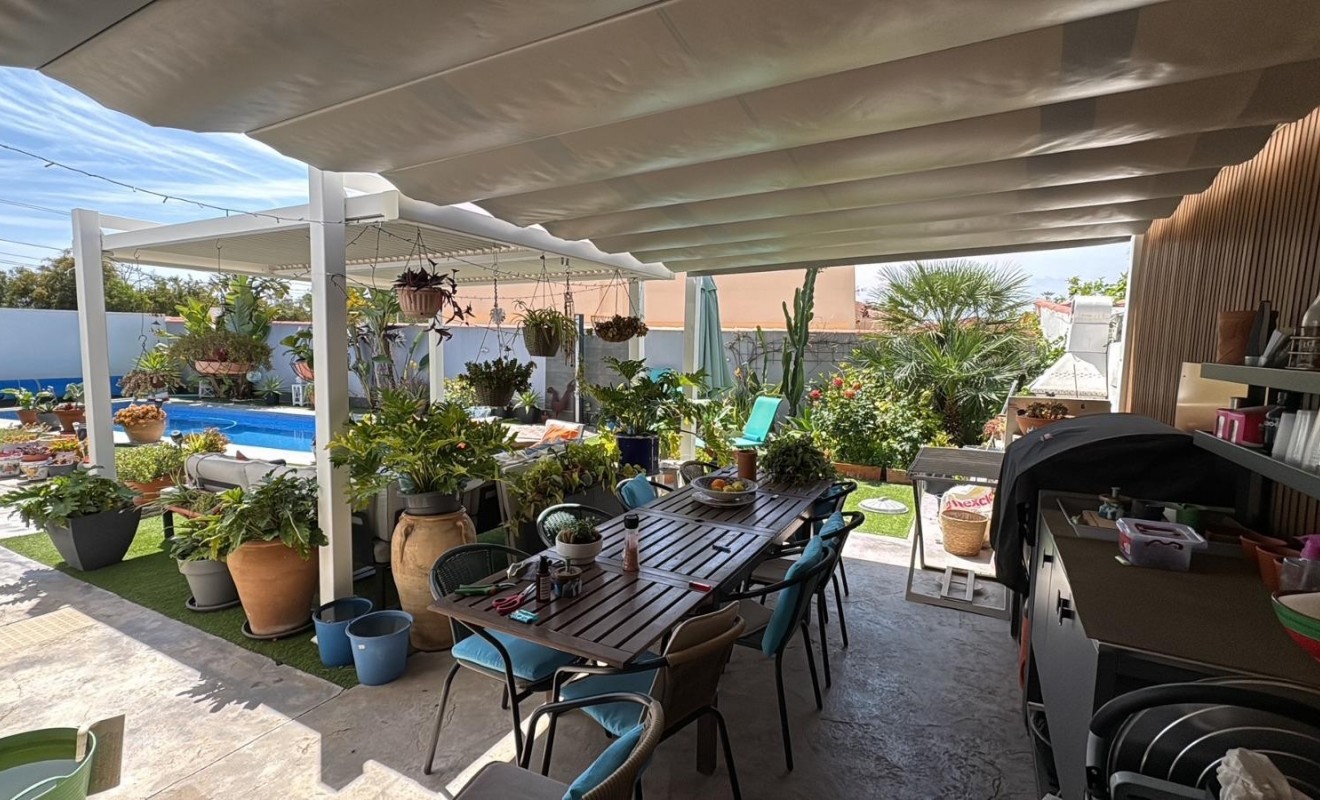 Wederverkoop - Villa - Torrevieja - La Siesta - El Salado -  Torreta