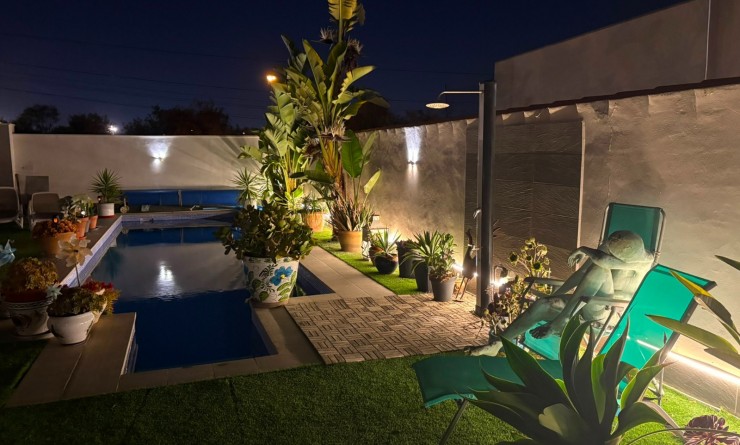 Wederverkoop - Villa - Torrevieja - La Siesta - El Salado -  Torreta