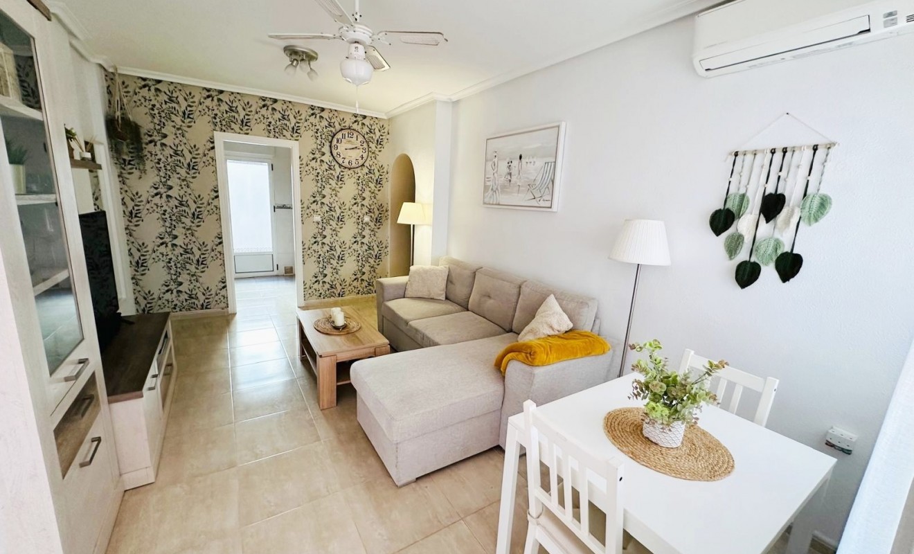 Sale - Bungalow - Los Altos - Dream Hills - Dream Hills 2