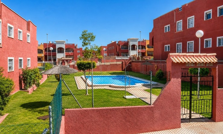 Sale - Bungalow - Los Altos - Dream Hills - Dream Hills 2