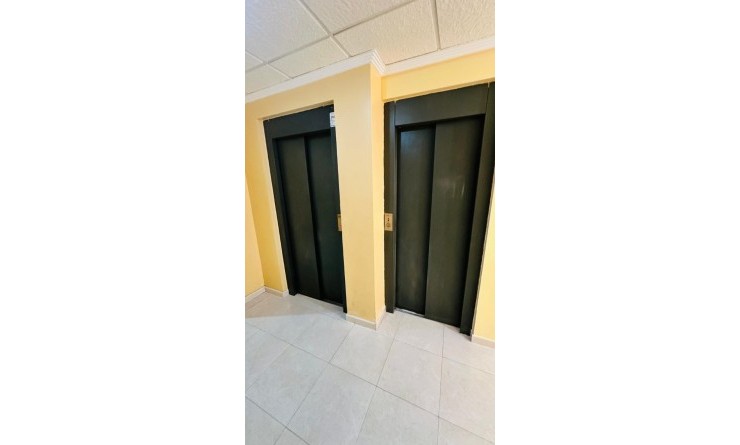 Wederverkoop - Appartement - Torrevieja
